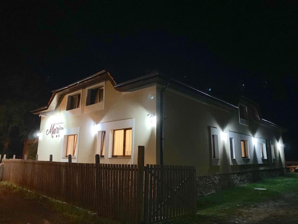 Pensiunea Maria Firdea Exteriér fotografie
